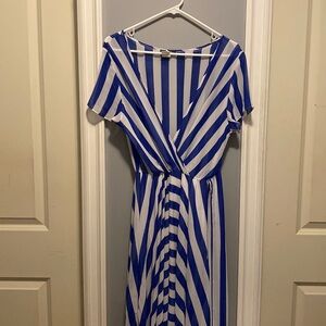 Maxi blue striped dress